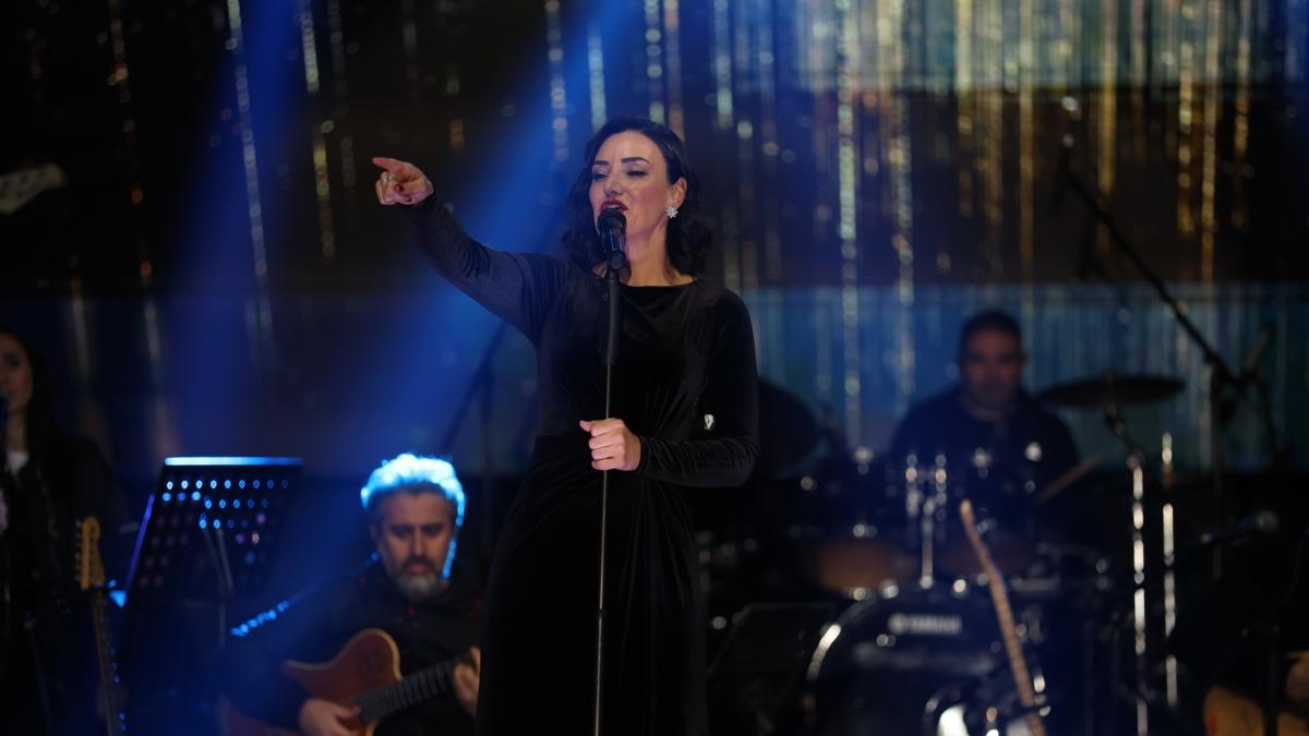 Apar topar hastaneye kaldrlmt... Sevcan Orhan'dan ilk aklama geldi!