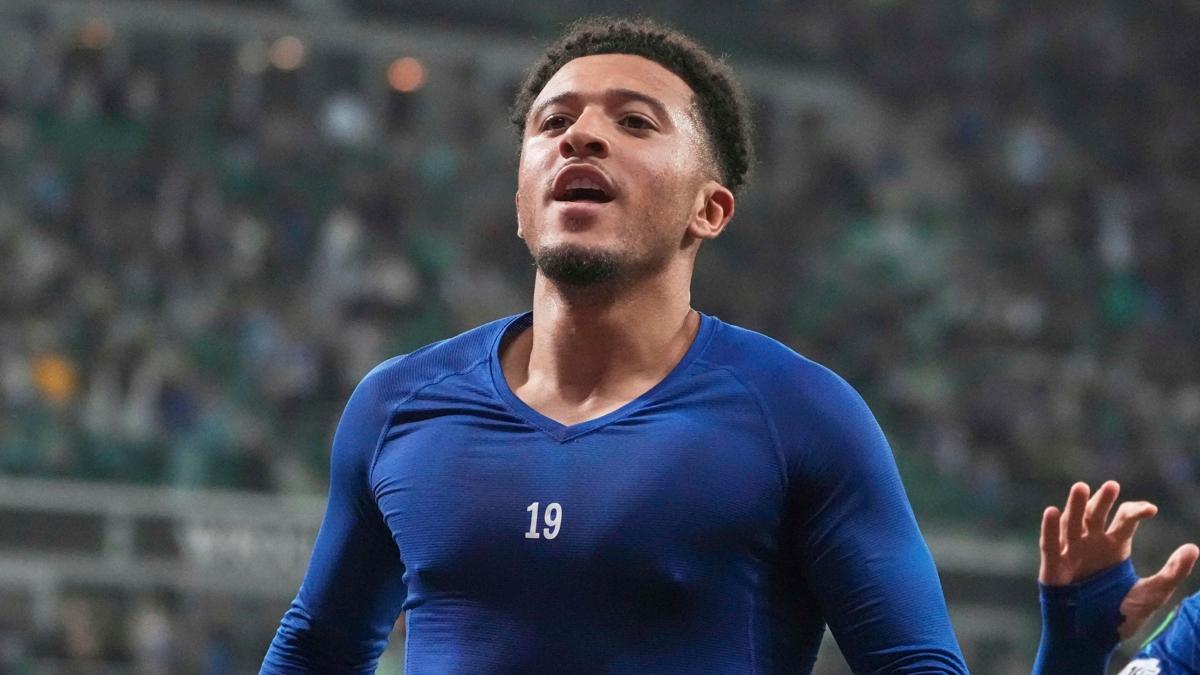 Jadon Sancho iin gemileri yaktlar