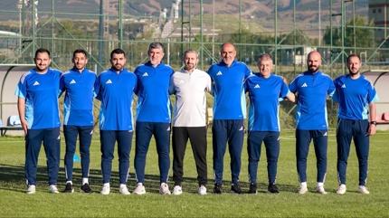 Erzurumspor yeni sezon mesaisine ba�lad�