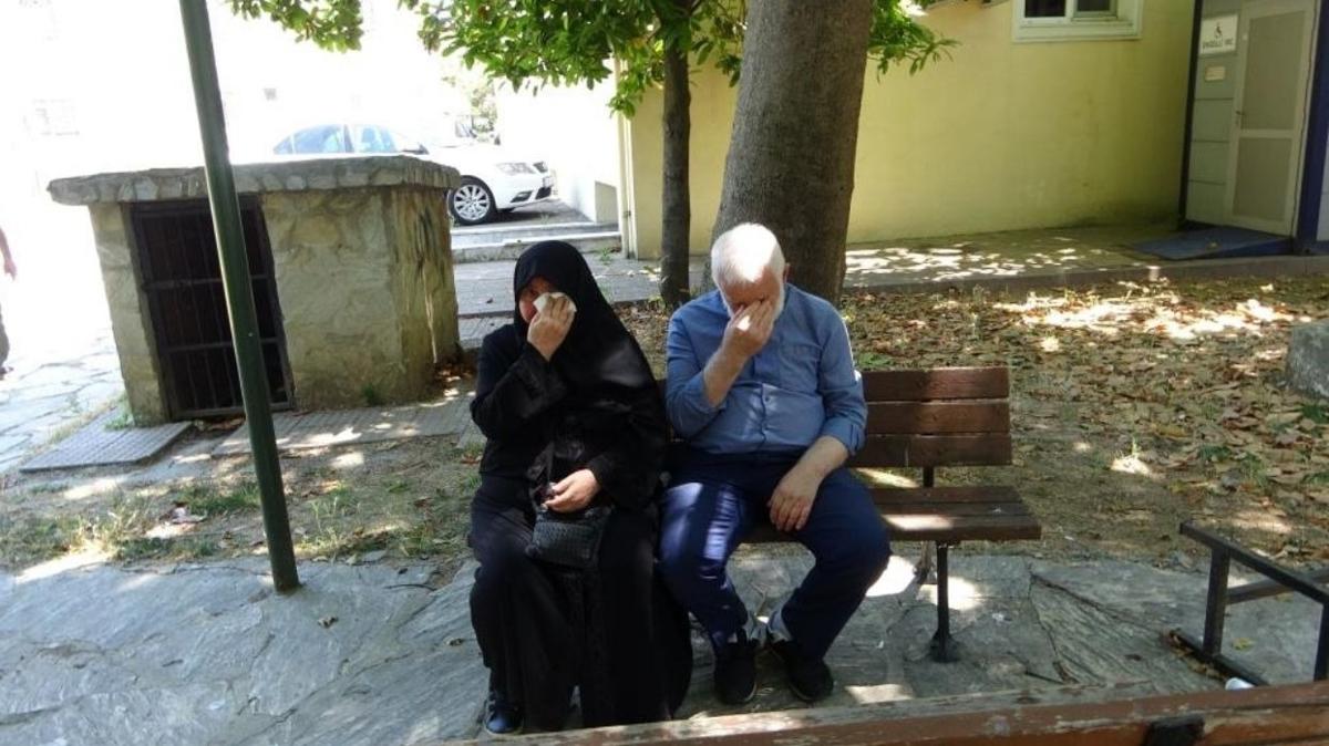 Bu nasl vicdan! Kz ve damad tarafndan evden atldlar
