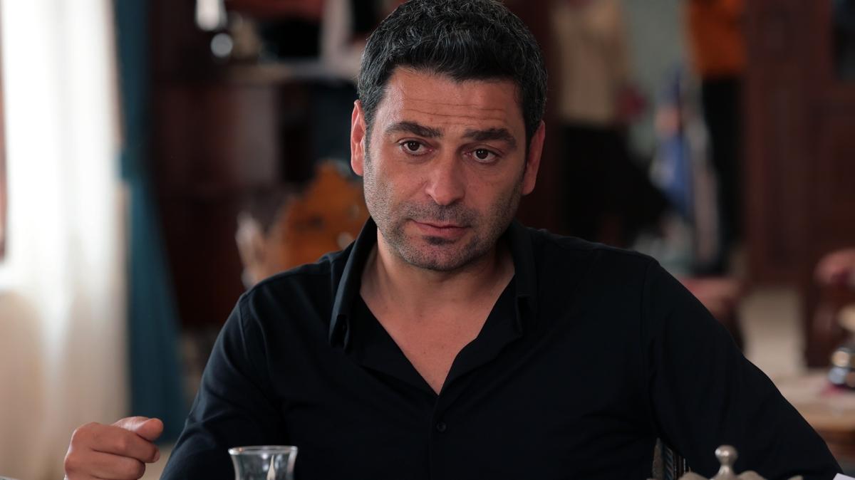 Uzak ehir'in Cihan' Ozan Akbaba bir trl veda edemedi! Gemie dnp...