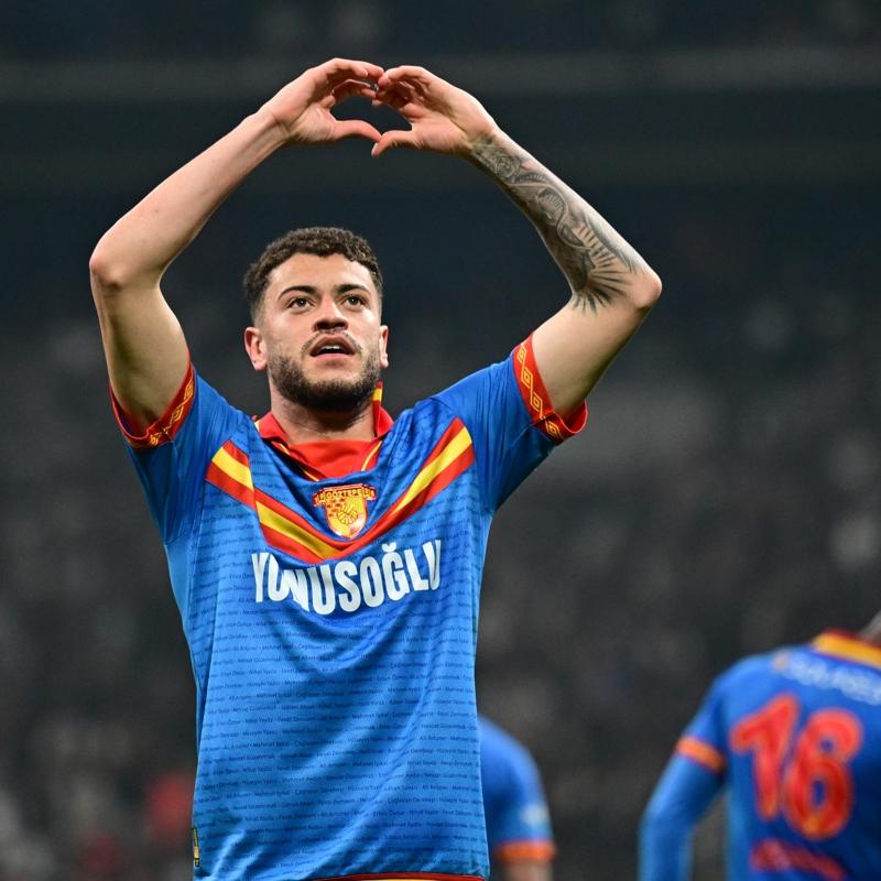 Feyenoord, Romulo transferinden ekildi