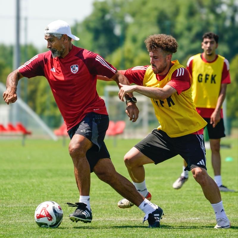 Gaziantep FK'da yeni sezon mesaisi s�rd�