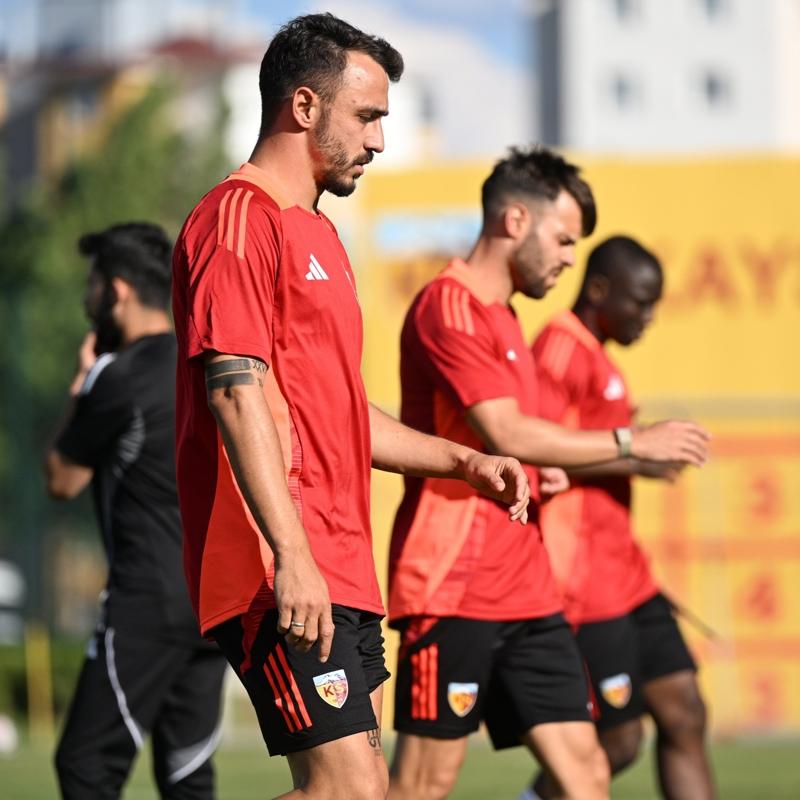 Kayserispor sezona evindeki Beikta mayla balayacak