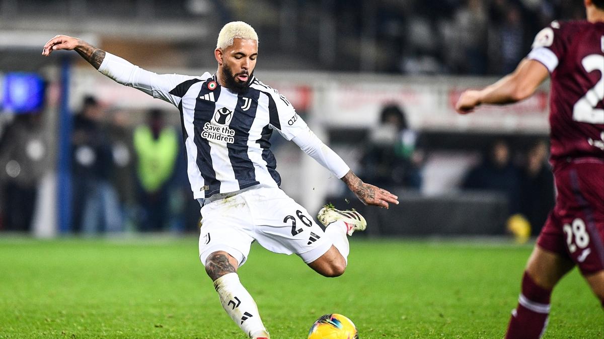 Merkeze sambac Douglas Luiz
