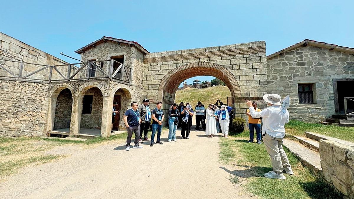 Turistik yolcuya Trk dizisi turu
