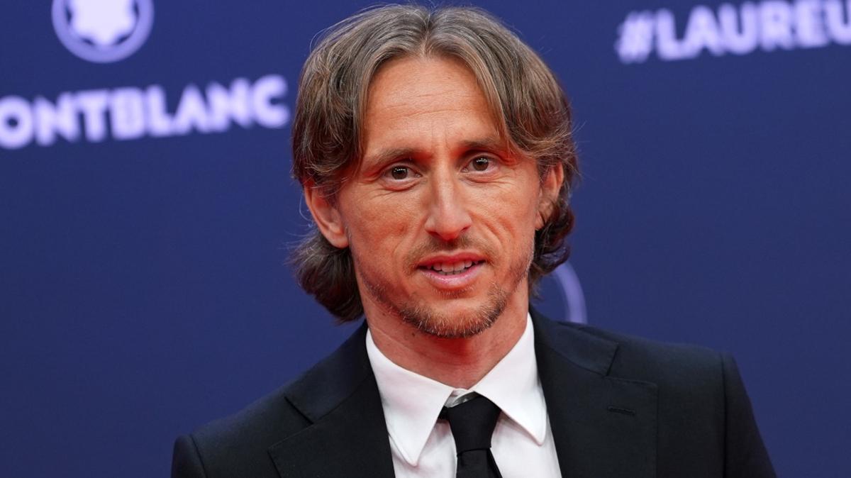 Ve tarih verildi! Luka Modric "Geliyorum" dedi: Havaliman dolup taacak