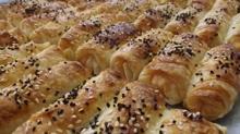 Simit gibi gevrek, kek gibi yumuak... Hazr yufkadan patatesli brek tarifi