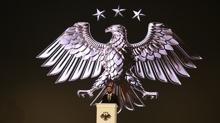 Suriye'ye yeni ulusal logo... Cumhurbakan tarafndan tantld