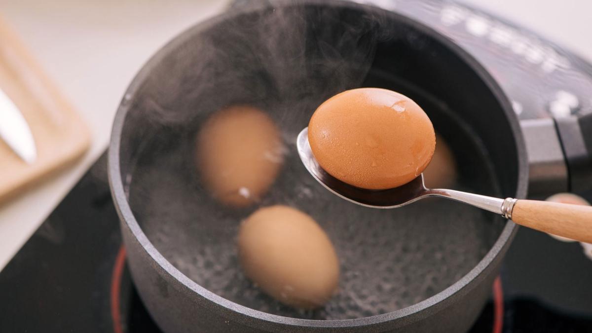 Beyaz dar tamayacak! Yumurta halarken kapan... atlatmayan yumurta halama teknii