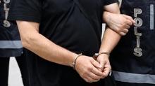 Belediyelere yeni operasyon! Belediye bakanlarna gzalt karar
