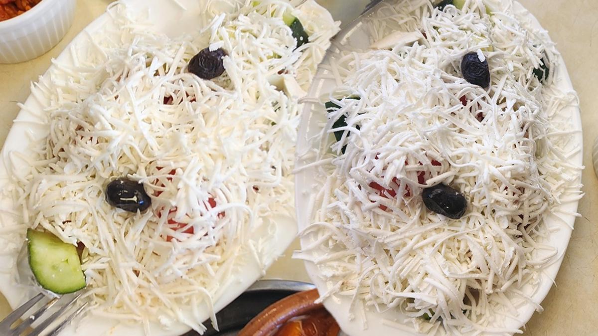 Makedonya'nn mehur salata tarifi: opska! Yaz salatas arayanlara nefis neri