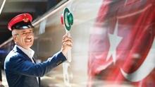 Demokrasi treni 68 gnlk sefere hazr