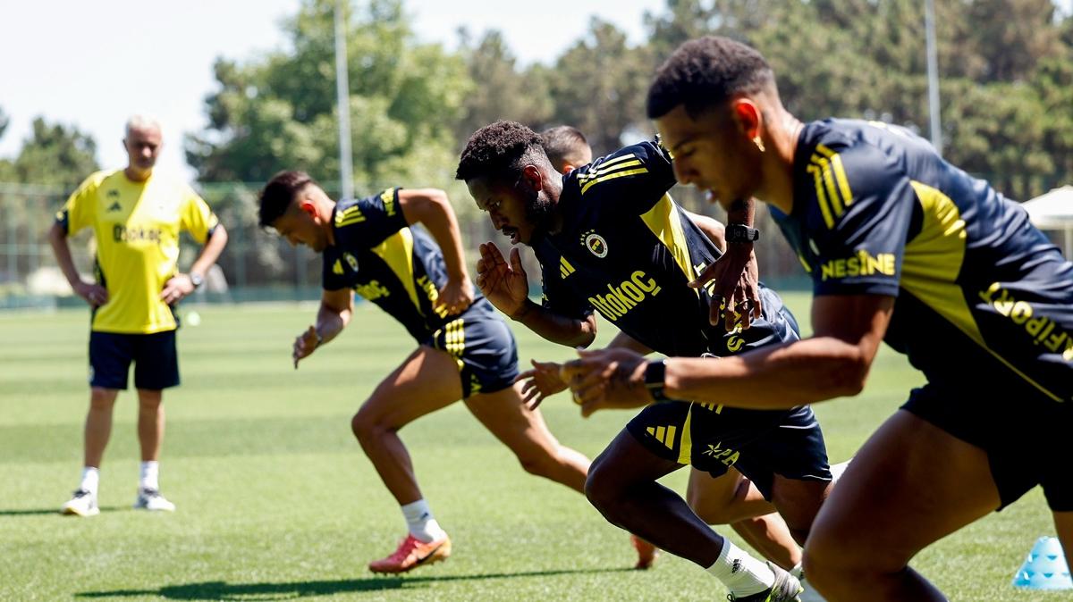 Fenerbahe'de yeni sezon ncesi salk kontrolleri