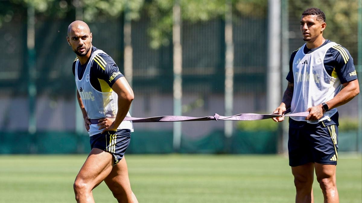 Fenerbahe, yeni sezonun hazrlklarna devam ediyor