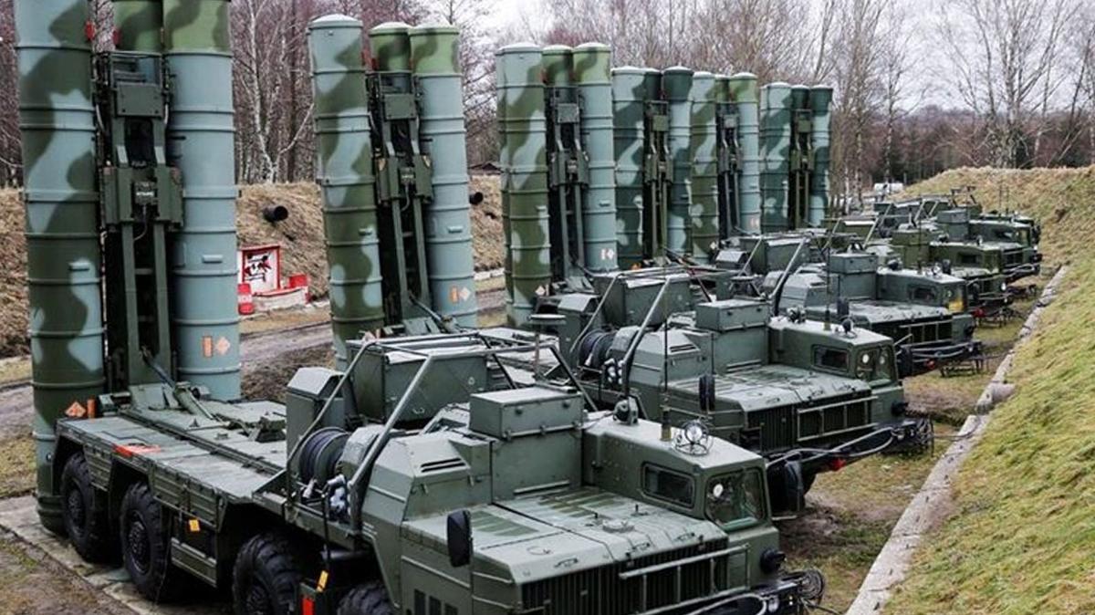 Komu yeil k yakt S-400 fzeleri havalimanna geliyor