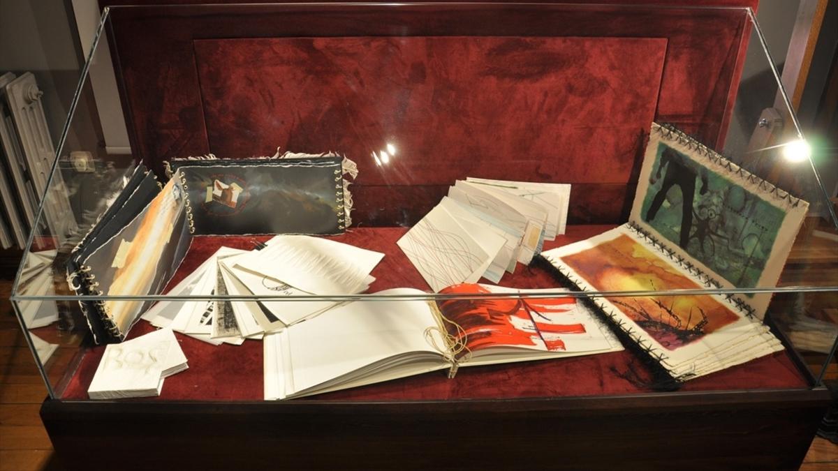 Yunus Emre'nin miras yaz sanatlaryla kuaklara aktarlyor