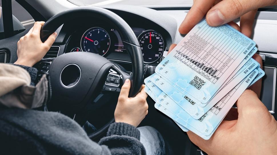 Sistem deiiyor: Otomobil srcleri dikkat! Bu ehliyetler geersiz saylacak