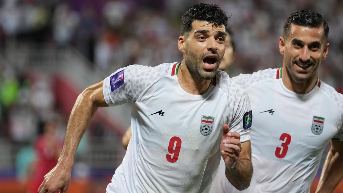 Fenerbahe'de gndem Mehdi Taremi!