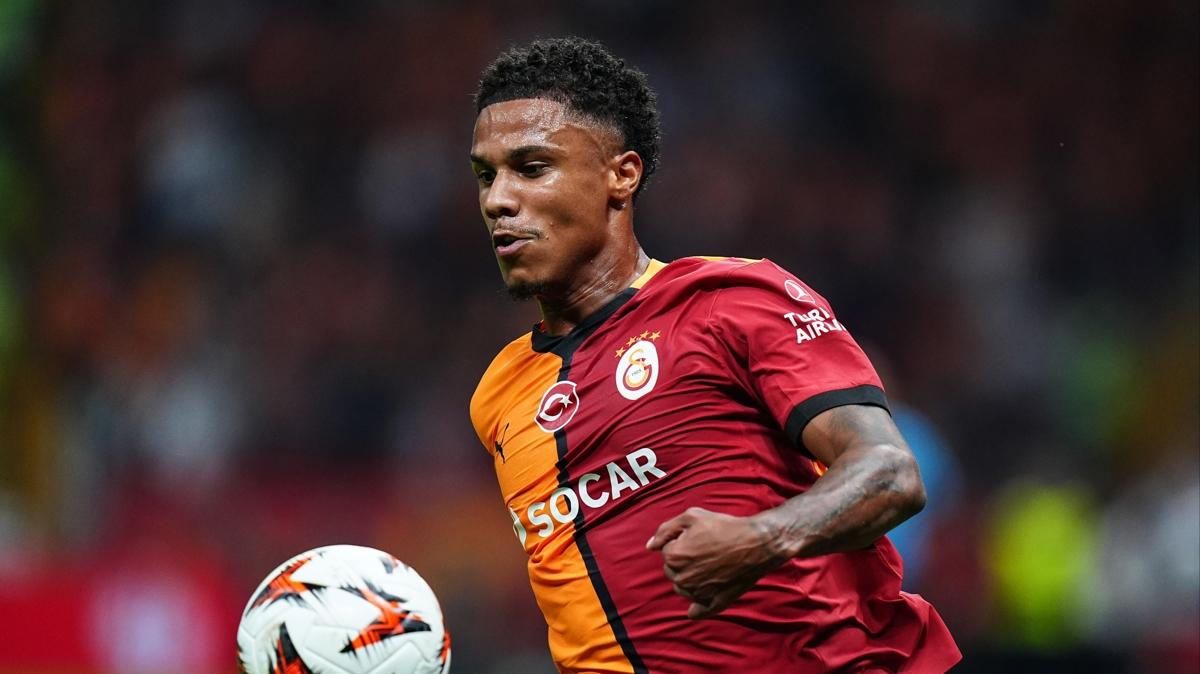 Ismail Jakobs, Milan'n radarna girdi