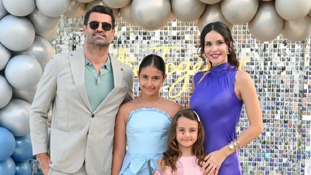 Volkan Demirel'den Zeynep Demirel'e romantik jest! Yok byle bir kutlama