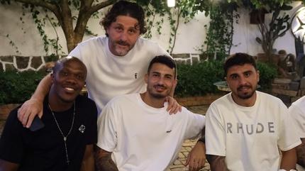 Trabzonspor'da ynetim ve futbolcular yemekte bulutu