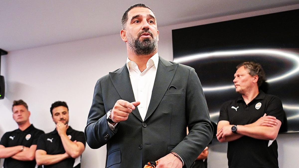 Arda Turan'dan ampiyonluk szleri! Shakhtar'daki hedefini aklad