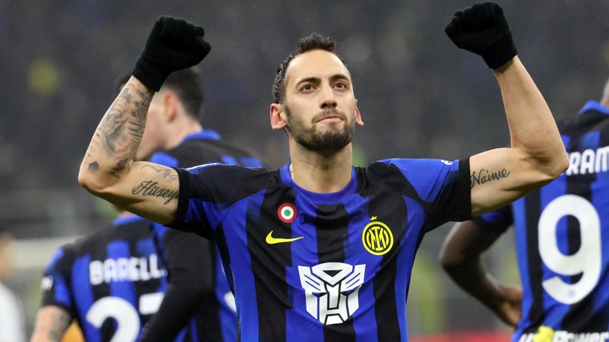 Inter, Hakan alhanolu'na tarih verdi