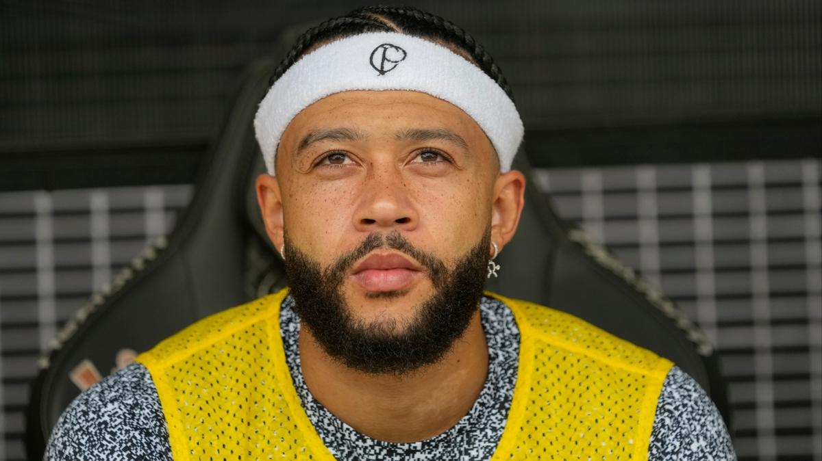 Memphis Depay'da kritik gn! Resmi aklama bekleniyor
