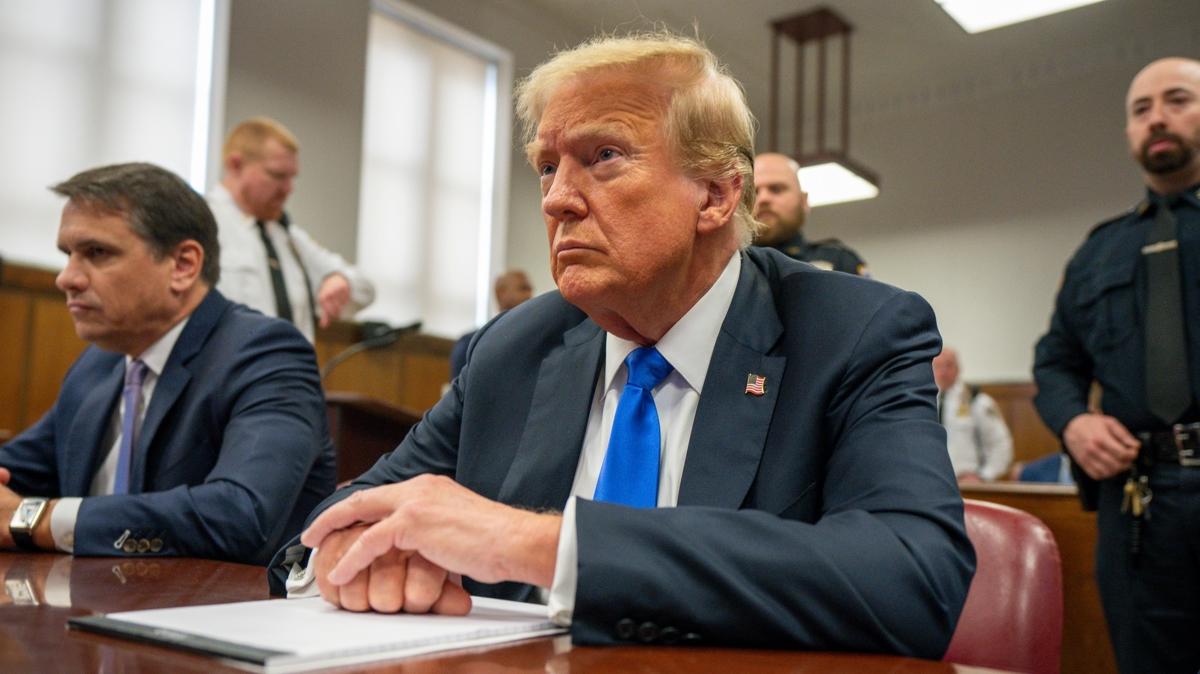 Trump'n vatandalk karar iin mahkeme harekete geti
