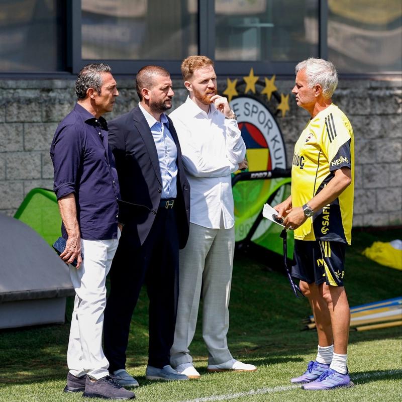 Ali Ko, Fenerbahe'nin antrenmann takip etti