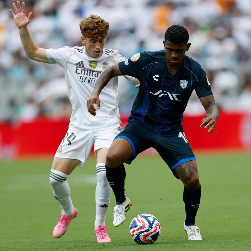 Real Madrid'de Victor Munoz'un bileti kesildi