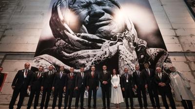 Trkiye destek verdi! Kurtulmu Srebrenitsa'da alna katld
