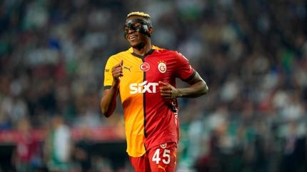Galatasaray Osimhen'in gcyle saldryor!