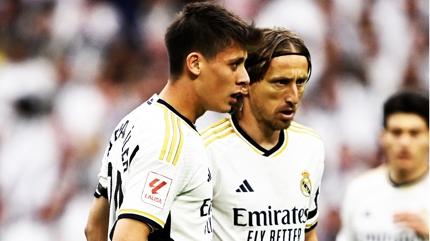 Luka Modric'ten Arda Gler'e jest: Duygusal anlar yaand!