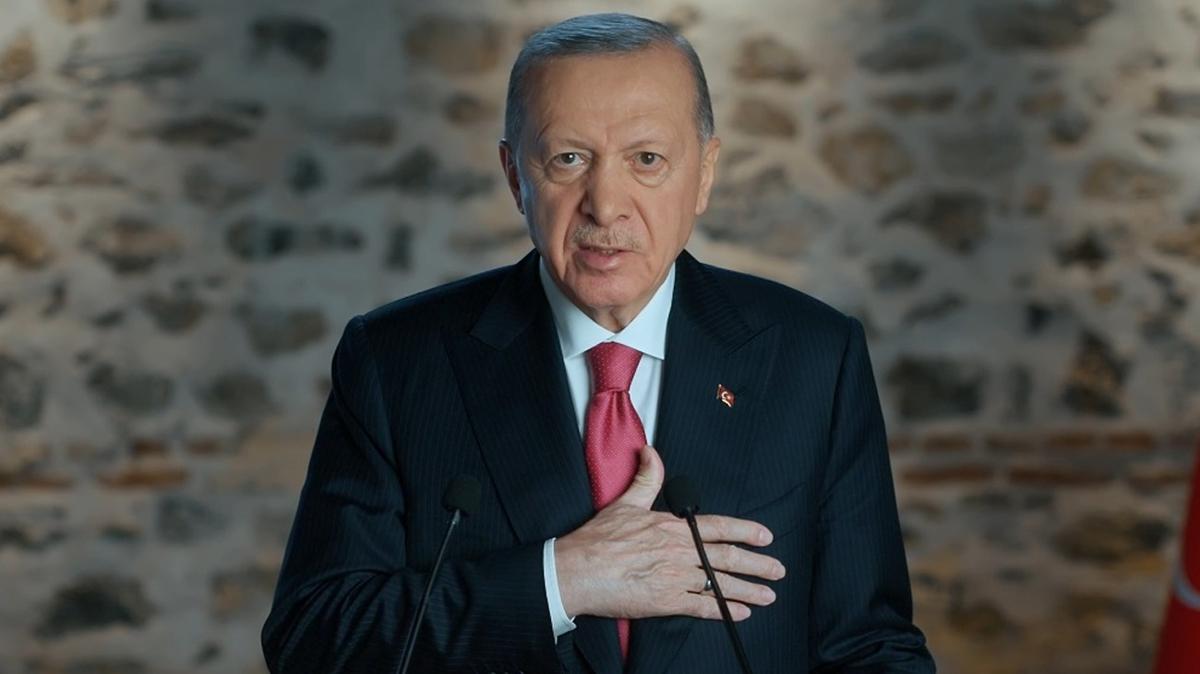 Bakan Erdoan'dan Srebrenitsa tepkisi: Evlerine dnenlere ynelik saldr ve tacizleri lanetliyoruz