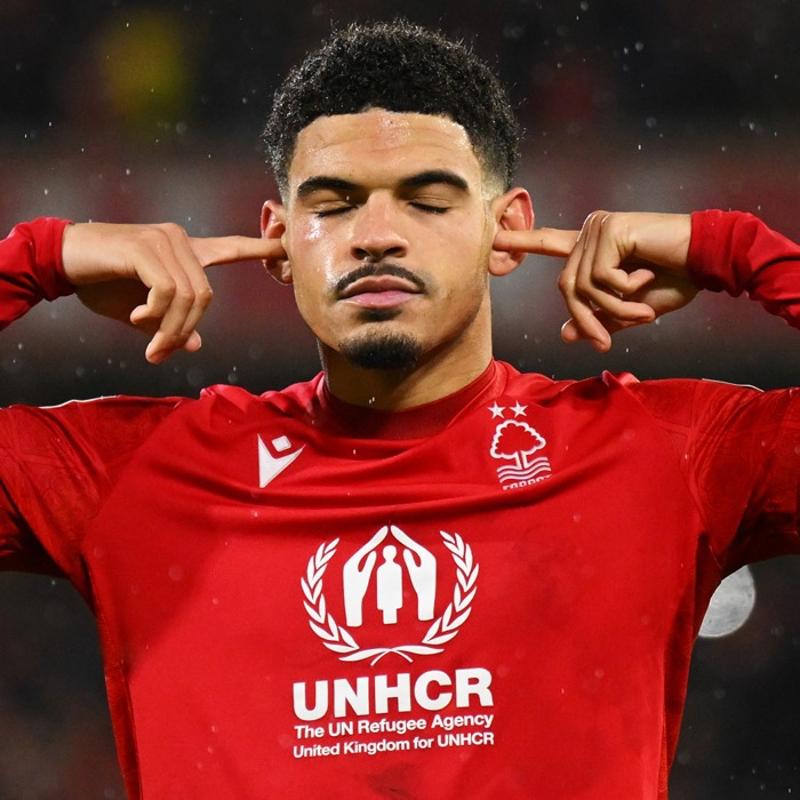 Tottenham, Morgan Gibbs-White'n peinde