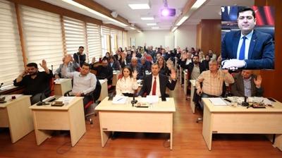 CHP'li belediyede 'Trk' rahatszl... 'Boa para' deyip Ege Birlii'ne getiler