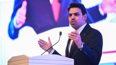 TKA'da bayrak deiimi.... Bakanlk grevine Abdullah Eren getirildi