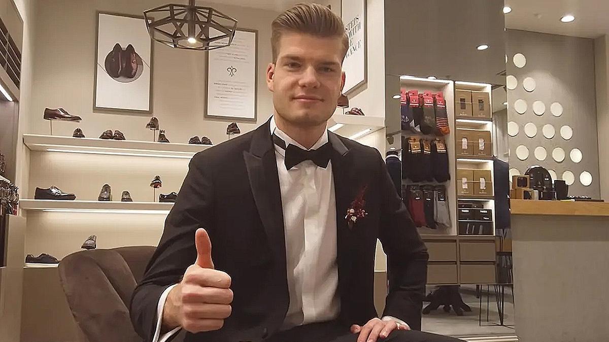 stanbul'a bir uak daha iniyor! Alexander Srloth duyuruldu: Taraftarlar onu bekliyor