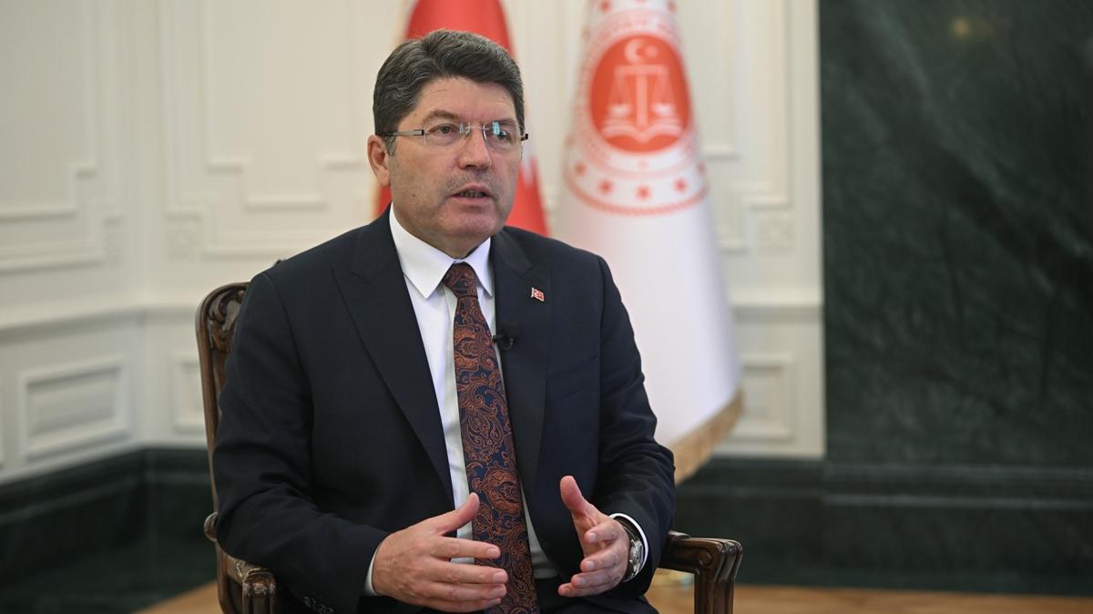 Bakan Tun'tan FET uyars: Her trl tedbiri almak gerekir