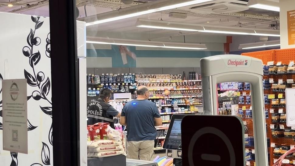 Bursa'da korkun olay! 'Sen sapk msn?' diye baran kadna kurun yadrd