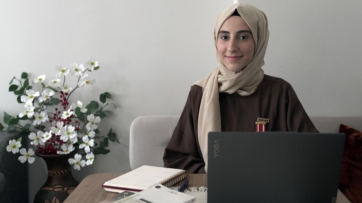 15 Temmuz darbe gecesi ailesiyle helalleip sokaa kt 14 yanda gazi oldu