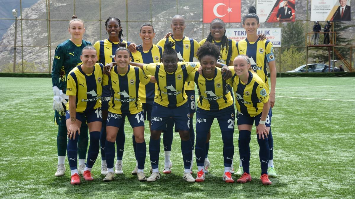 Fenerbahe arsaVev'de 17 ismin szlemesi uzatld