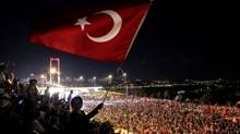 FET'nn hain darbe giriiminin 9. yl! anl direnie grkemli tren
