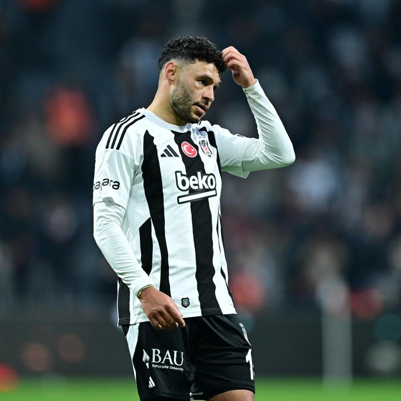 Chamberlain yeniden Ada yolcusu
