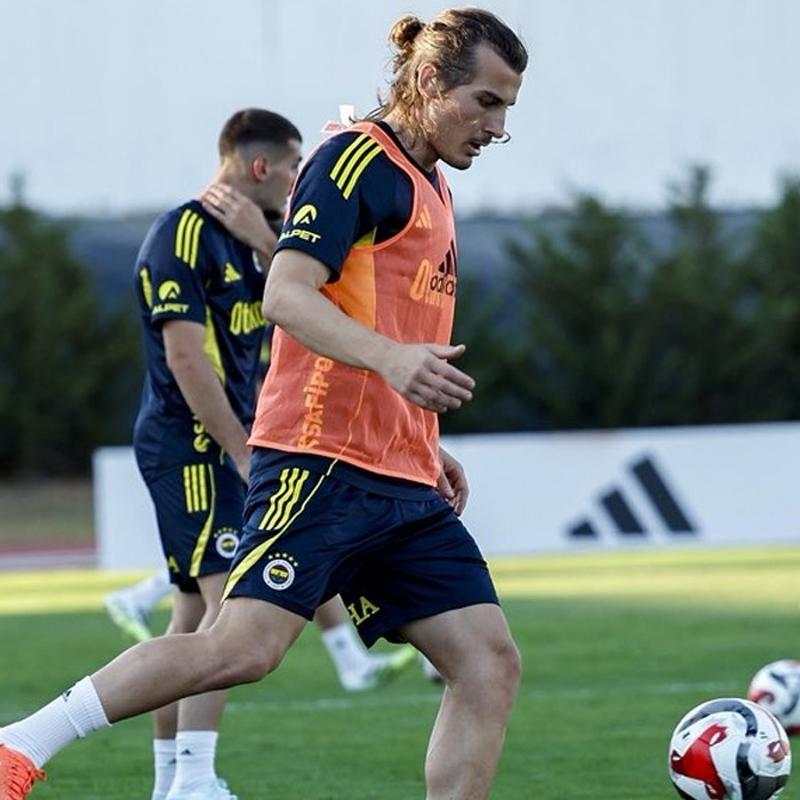 Fenerbahe almalarna Portekiz'de devam ediyor
