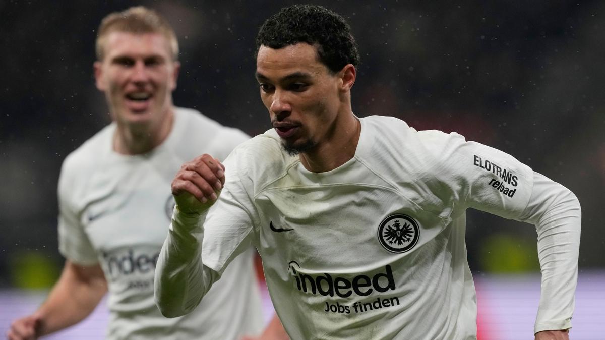 Frankfurt, Hugo Ekitike iin 80 milyon euroyu geri evirdi