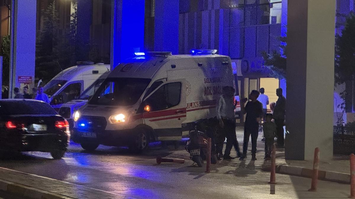 Otoparkta kanl gece! Baba ld 3 ocuu yaraland
