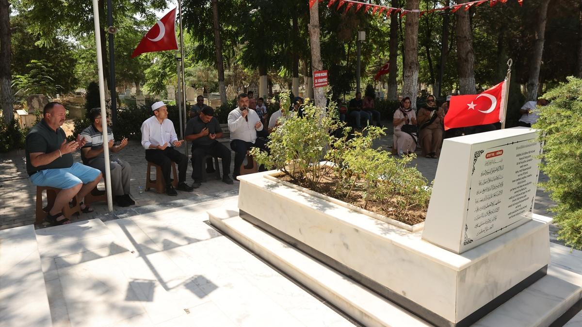 ehit mer Halisdemir'in kabrine ziyareti akn